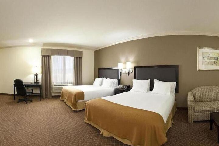 Aspen Grand Hotel Laporte La Porte Bagian luar foto