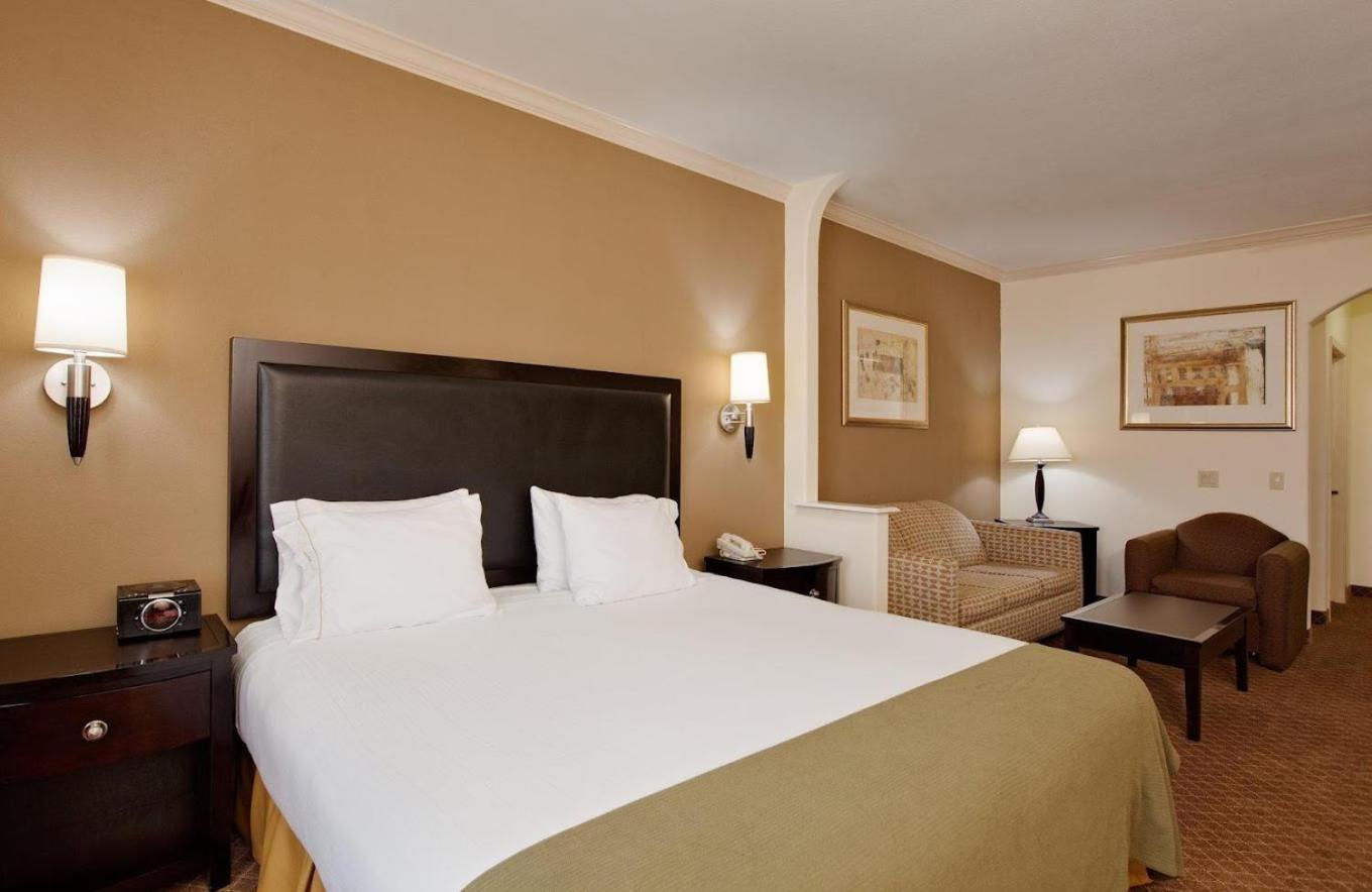 Aspen Grand Hotel Laporte La Porte Bagian luar foto