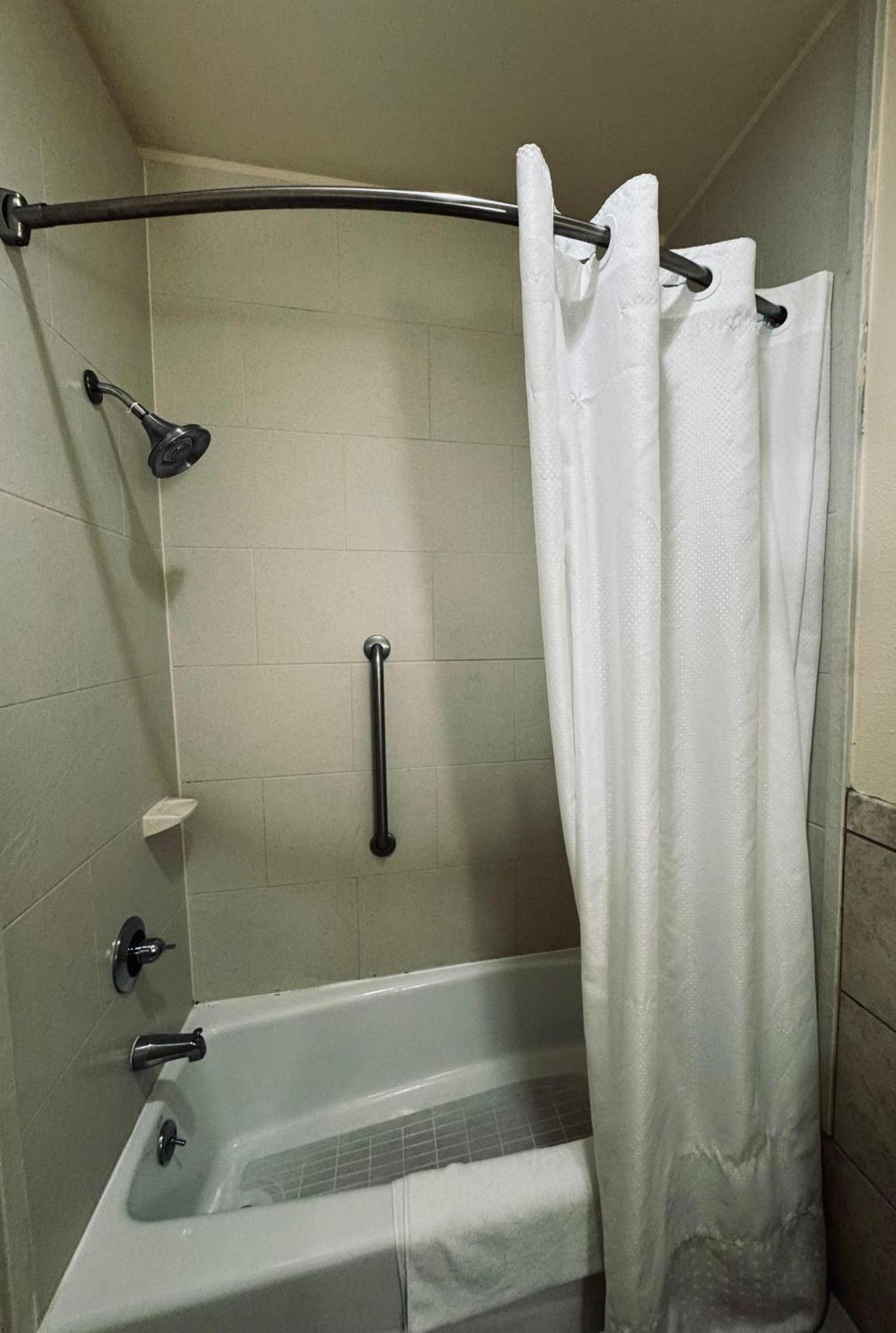 Aspen Grand Hotel Laporte La Porte Bagian luar foto