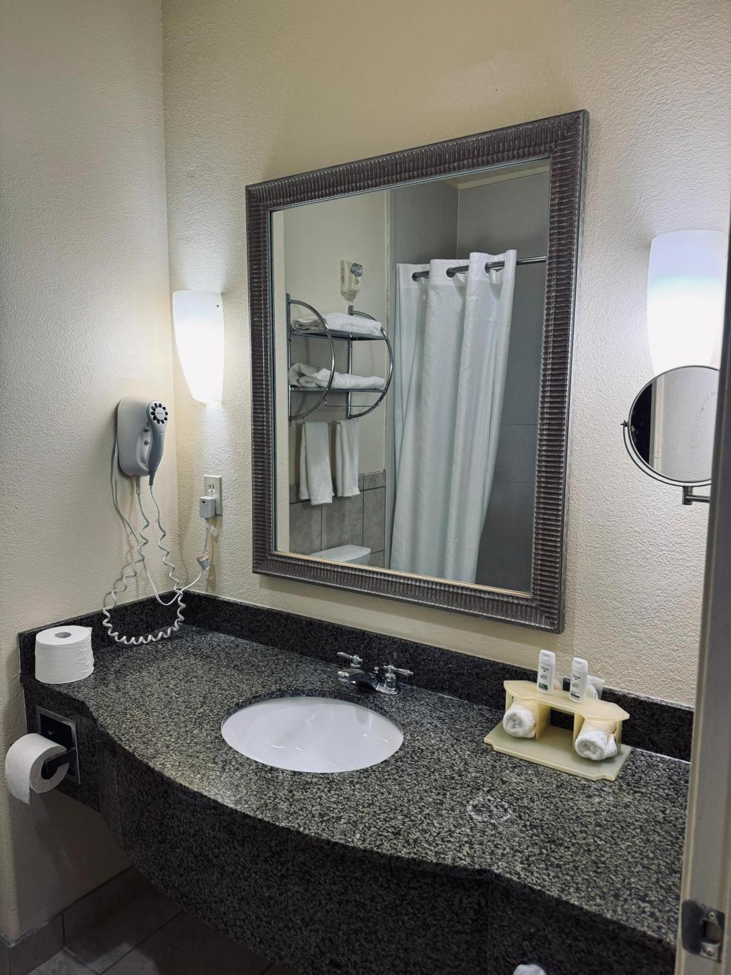 Aspen Grand Hotel Laporte La Porte Bagian luar foto